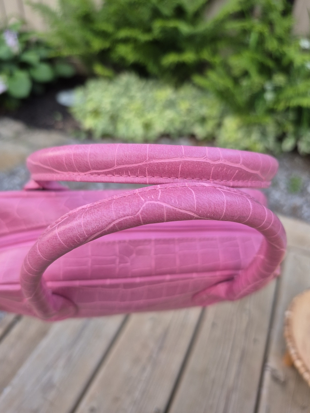 Estée Lauder Pink Faux Croc Top Handle Barrel Bag - Y2K Barbiecore - Picture 6 of 14